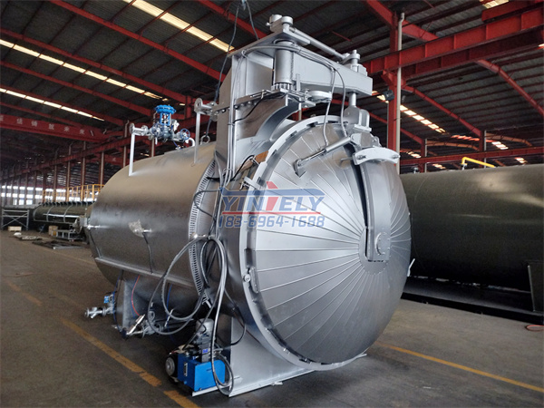 <b>吊開門蒸汽硫化罐不銹鋼材質</b>