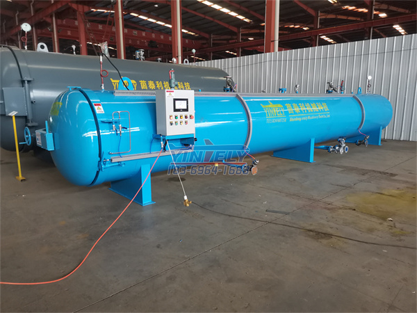 <b>1米*8米長(zhǎng)型膠管蒸汽硫化罐</b>