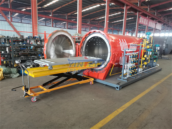 <b>PLC無人機(jī)殼體熱壓罐</b>